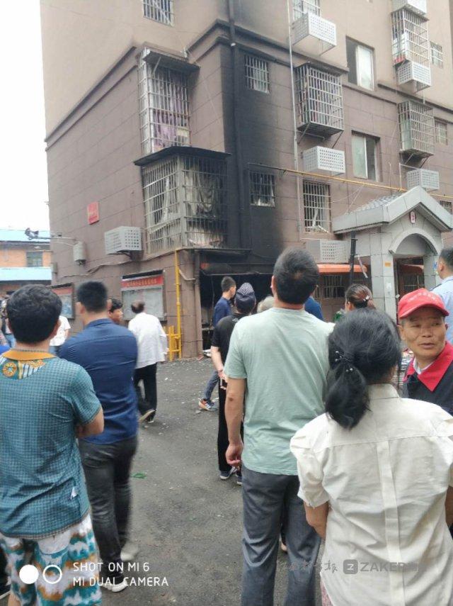 南昌新建區(qū)一小區(qū)煤氣罐爆炸， 4 人受傷